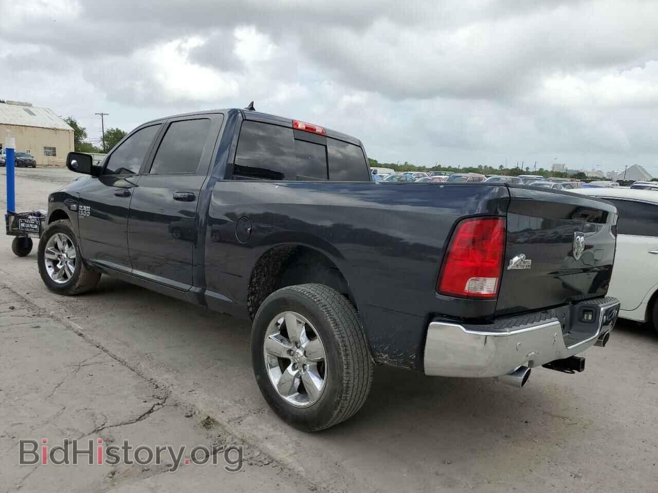 2019 RAM 1500 - VIN: 1C6RR6TT9KS572303 - Фото 2
