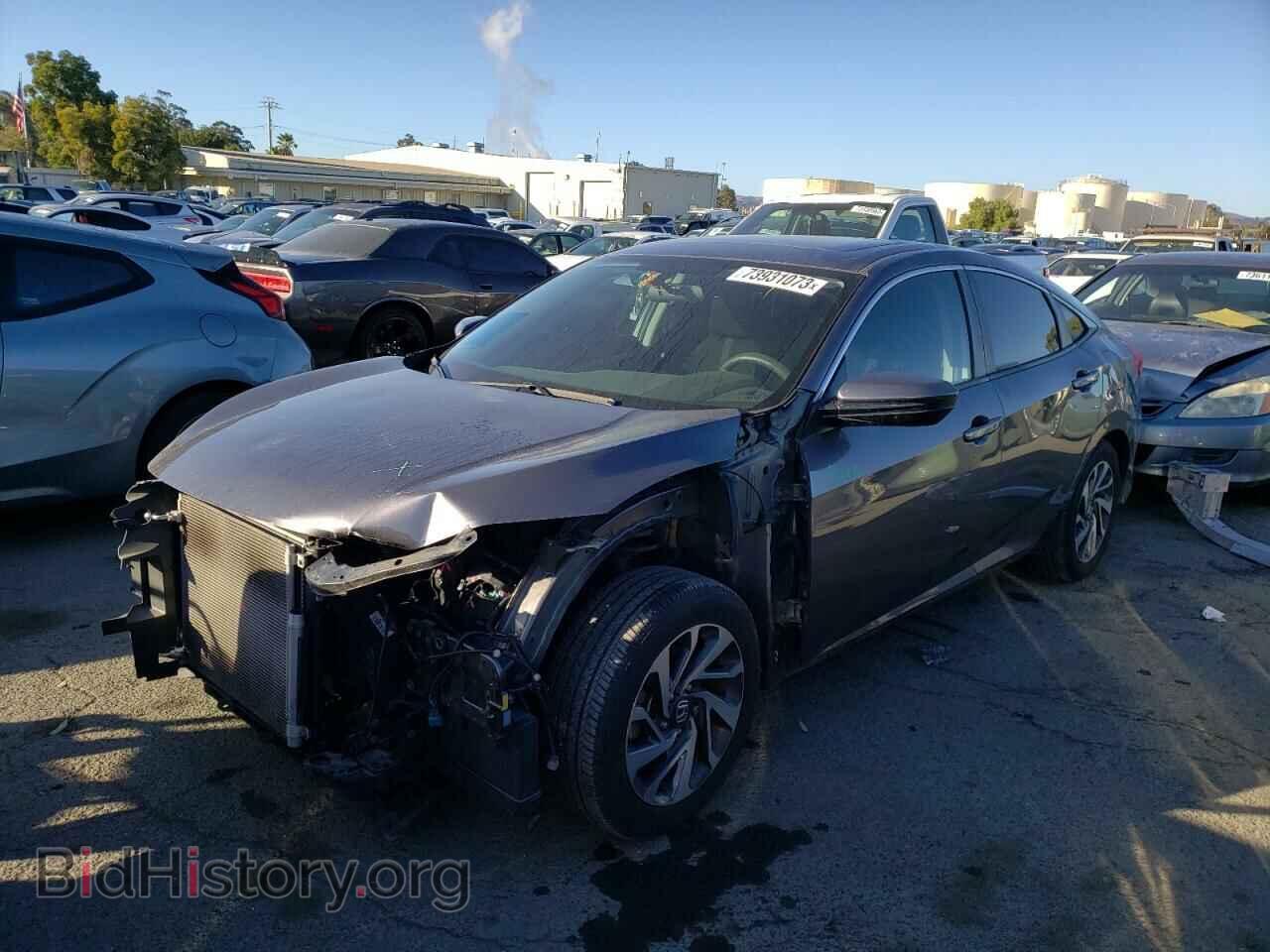 Photo 19XFC2F74HE222805 - HONDA CIVIC 2017