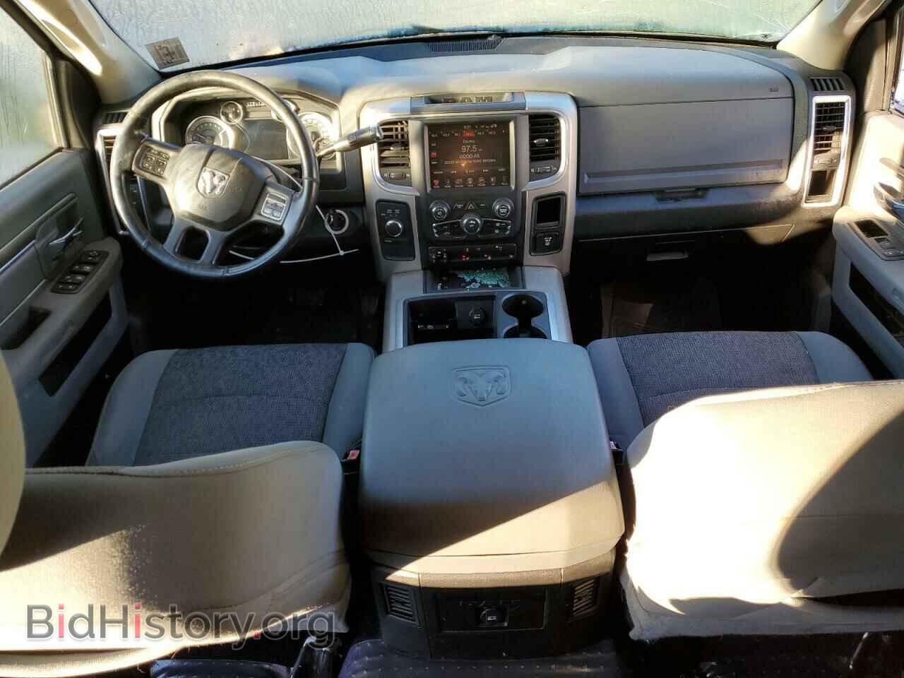2015 RAM All Models - VIN: 3C6UR5MJ3FG514413 - Photo 8