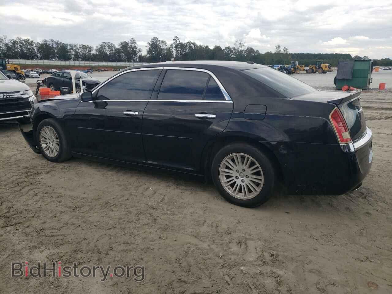 2012 CHRYSLER 300 - VIN: 2C3CCACG9CH174687 - Фото 2