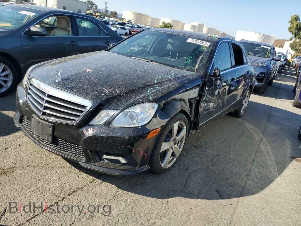 Photo WDDHF5GBXBA268160 - MERCEDES-BENZ E-CLASS 2011