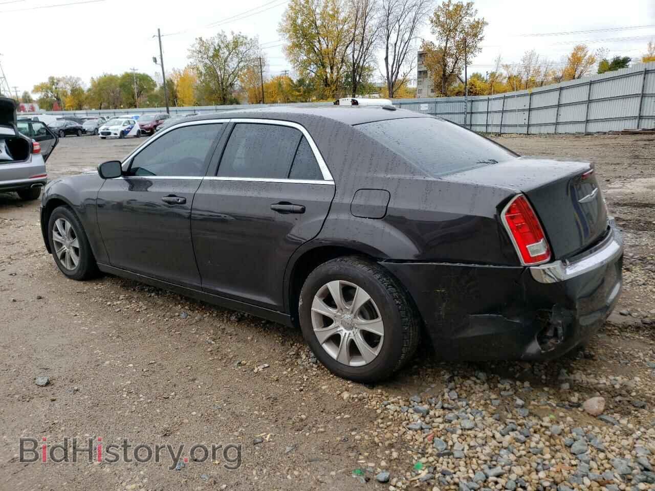 2012 CHRYSLER 300 - VIN: 2C3CCAAG2CH201974 - Фото 2