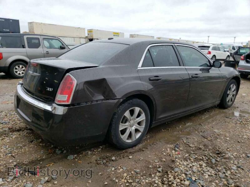 2012 Chrysler 300 (VIN 2C3CCAAG2CH201974) — фото 3 из 12