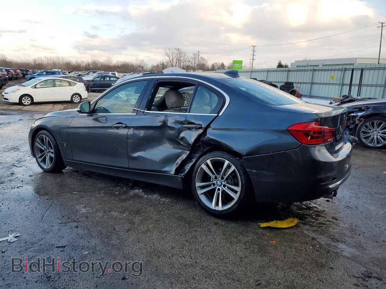 2018 BMW 3 SERIES - VIN: WBA8E1C58JA762843 - Фото 2