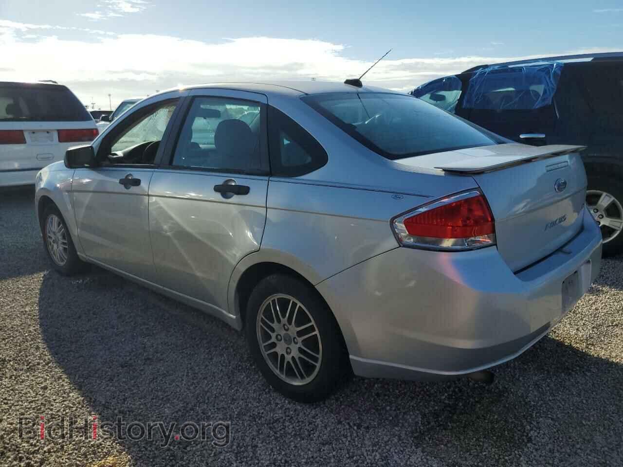 2011 FORD FOCUS - VIN: 1FAHP3FN6BW182716 - Фото 2