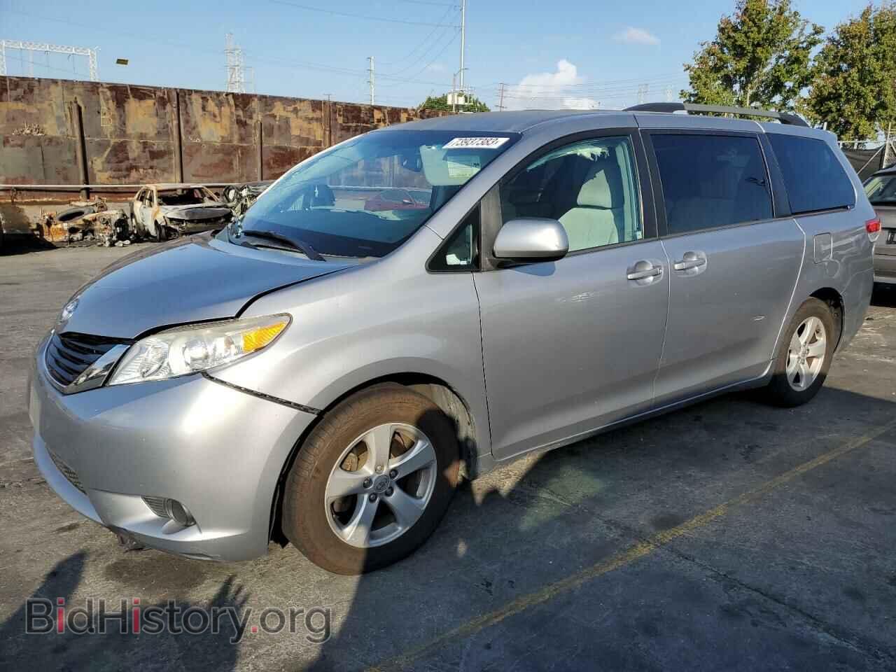 Photo 5TDKK3DC8DS309629 - TOYOTA All Models 2013