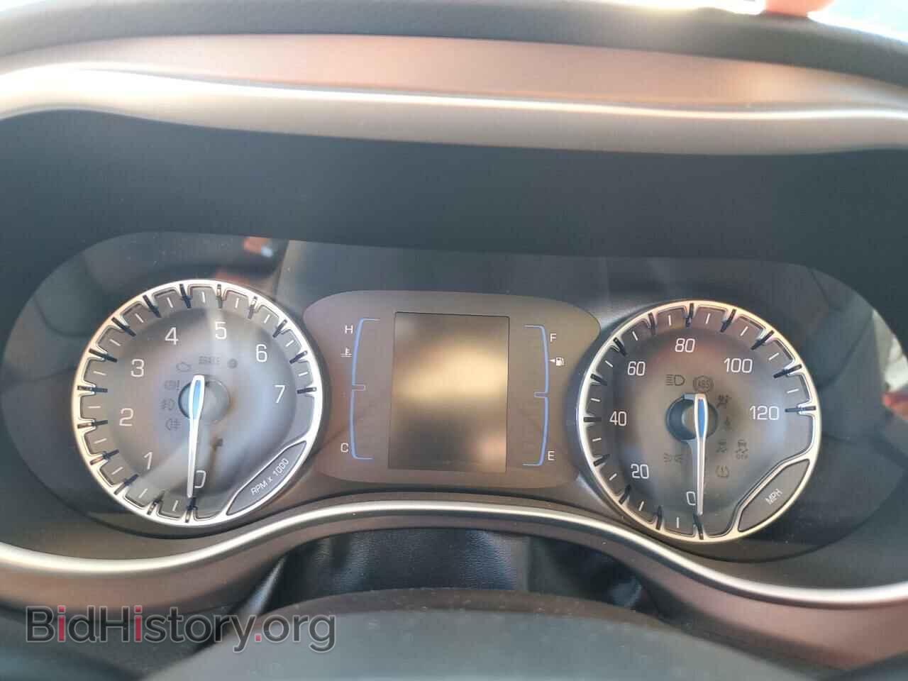 2018 CHRYSLER PACIFICA - VIN: 2C4RC1CG9JR288914 - Photo 9
