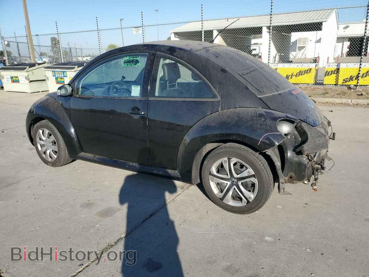 2010 VOLKSWAGEN BEETLE - VIN: 3VWPG3AG8AM015848 - Фото 2