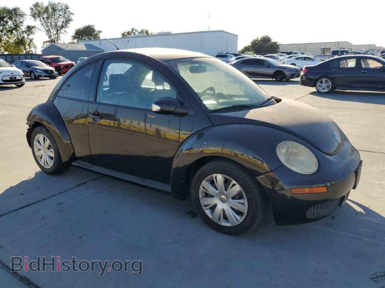 2010 VOLKSWAGEN BEETLE - VIN: 3VWPG3AG8AM015848 - Фото 4