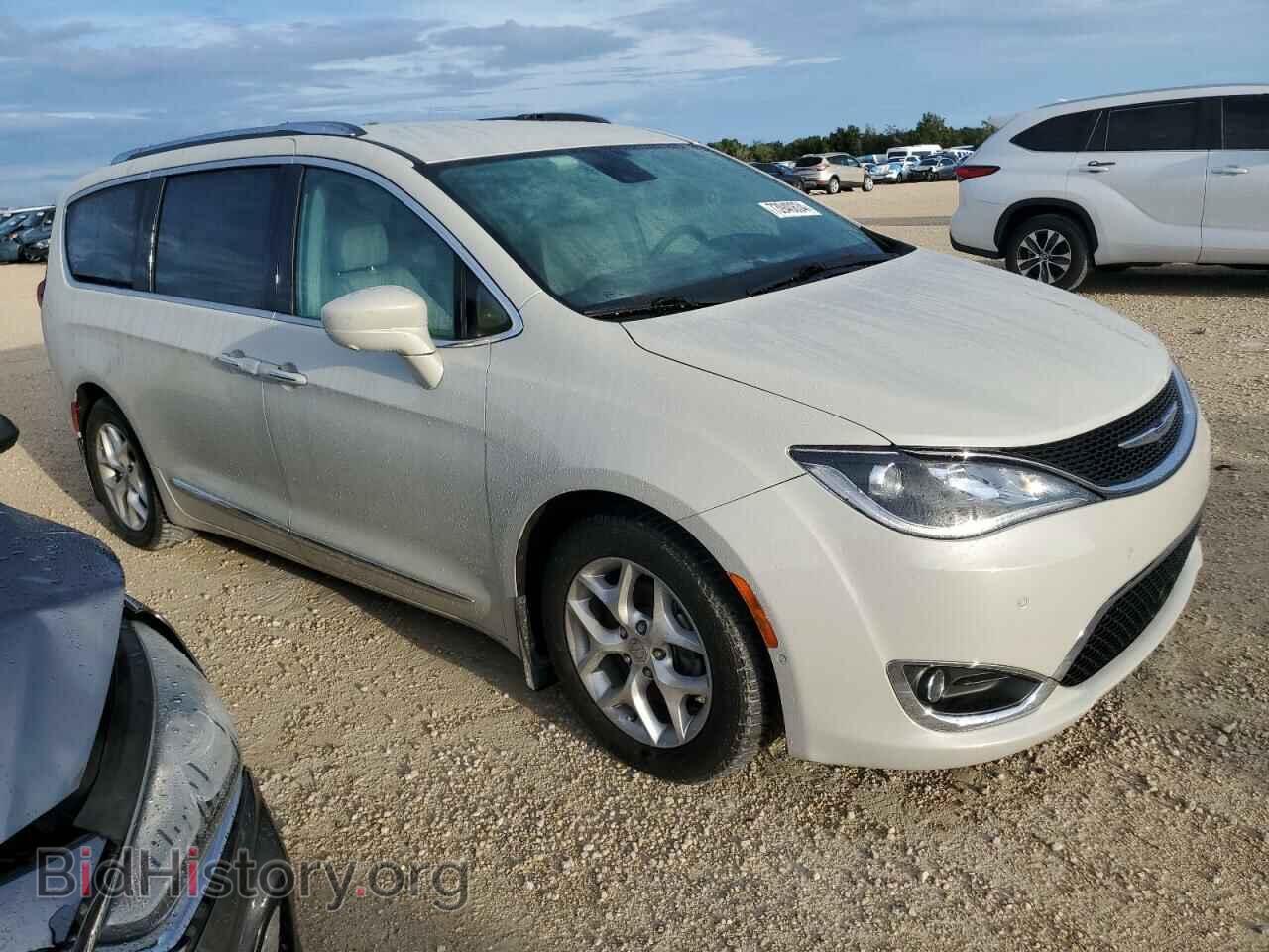 2017 CHRYSLER PACIFICA - VIN: 2C4RC1EG2HR635331 - Фото 4