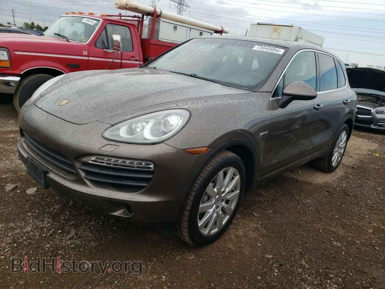 Photo WP1AE2A29CLA93474 - PORSCHE CAYENNE 2012