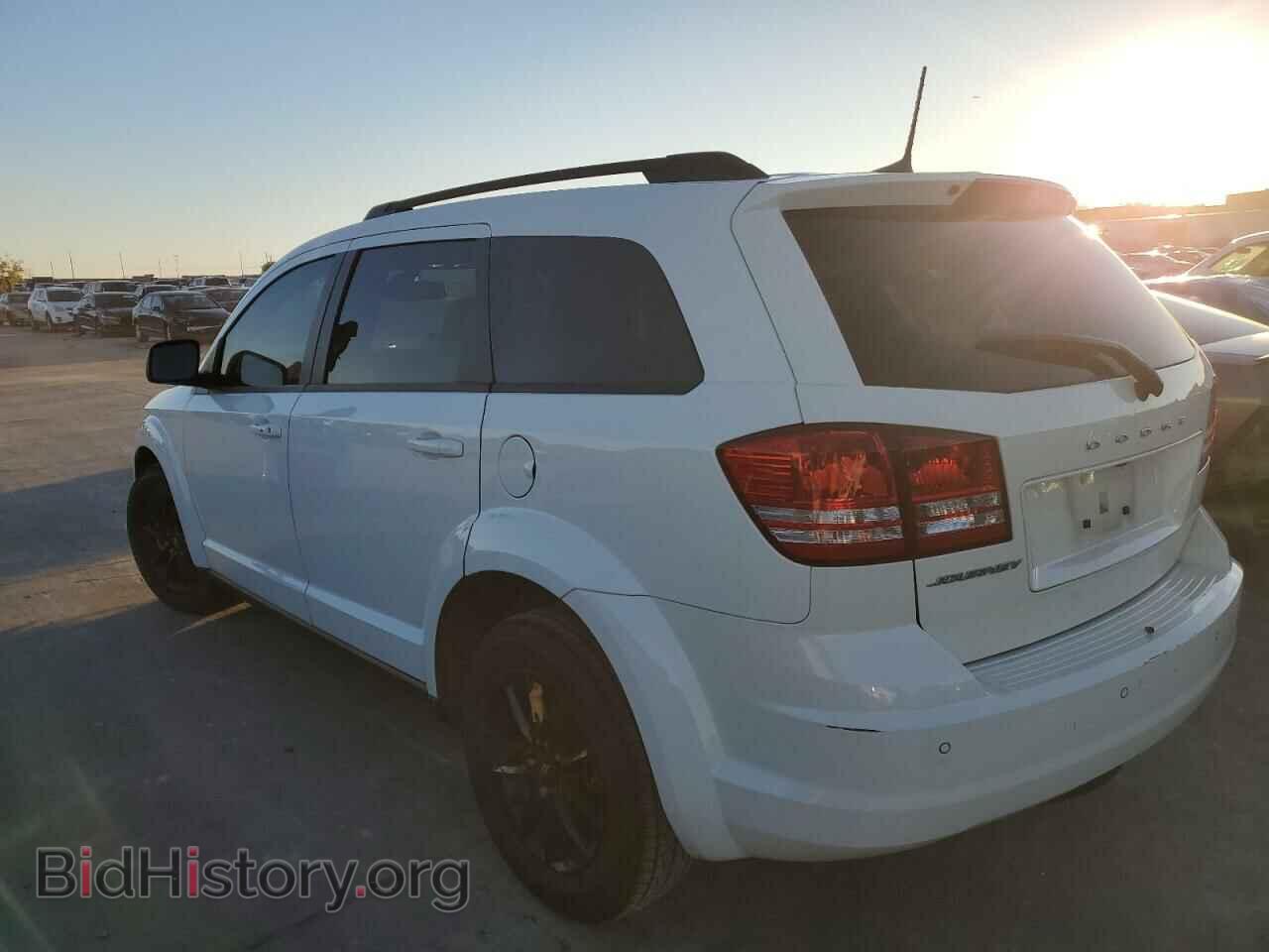 2020 DODGE JOURNEY - VIN: 3C4PDCAB5LT262690 - Фото 2