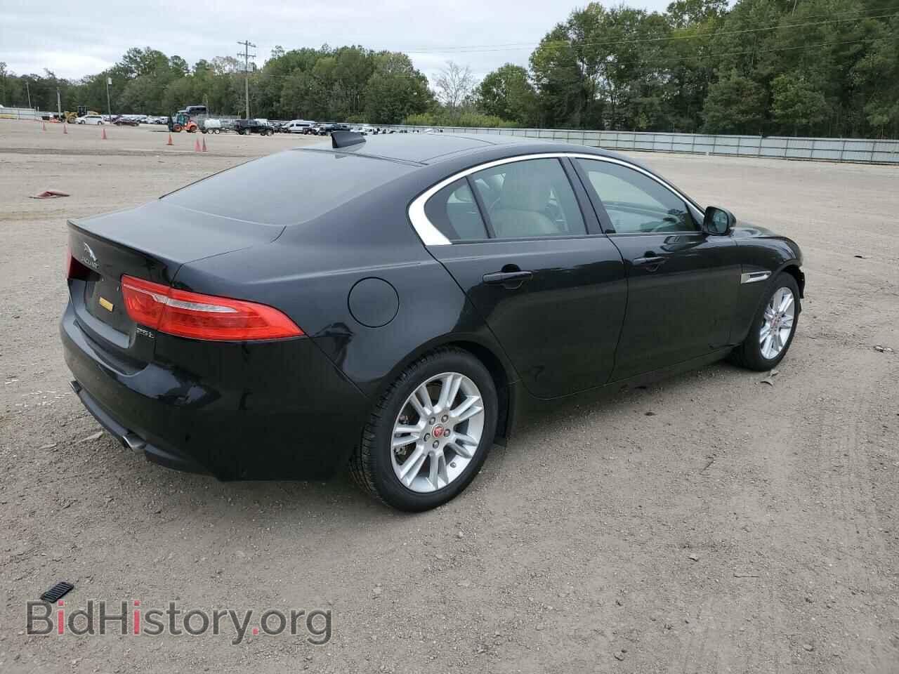 2017 JAGUAR XE - VIN: SAJAD4BG5HA974008 - Фото 3