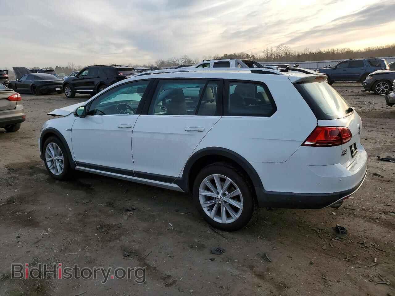 2017 VOLKSWAGEN GOLF - VIN: 3VWH17AU4HM511582 - Photo 2