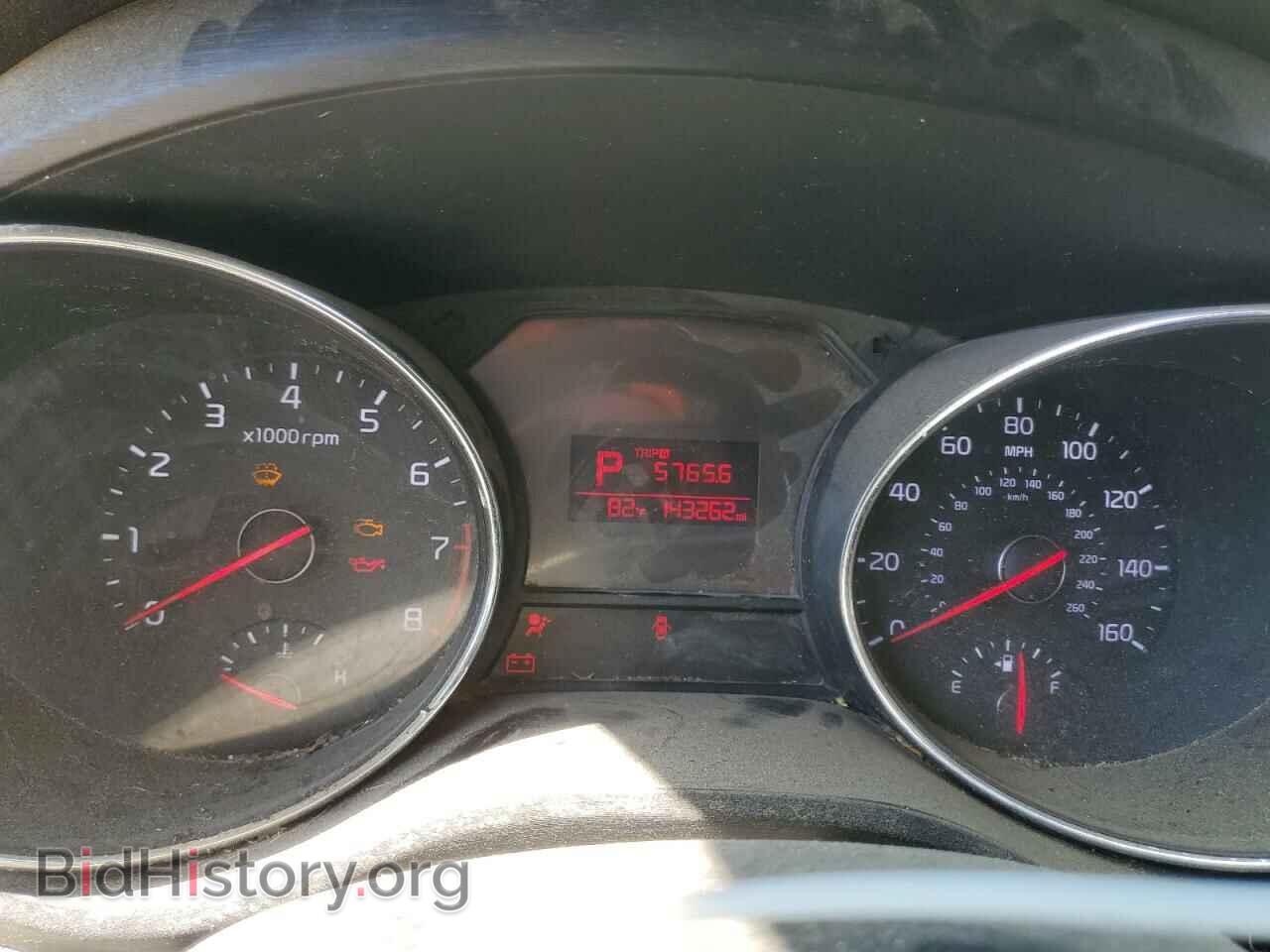 2016 KIA All Models - VIN: KNDMB5C15G6195534 - Фото 9