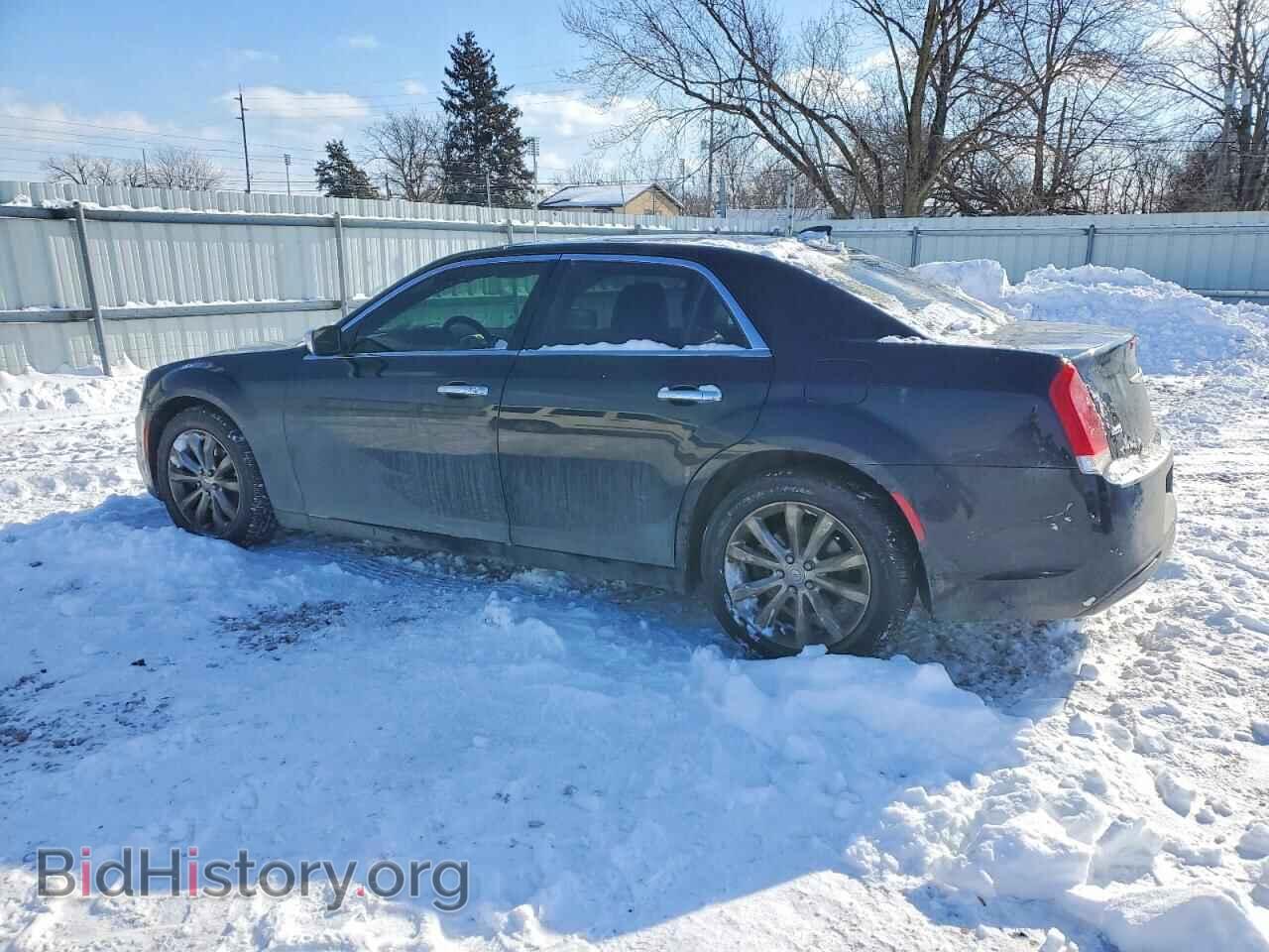 2016 CHRYSLER 300 - VIN: 2C3CCAKG3GH314126 - Фото 2
