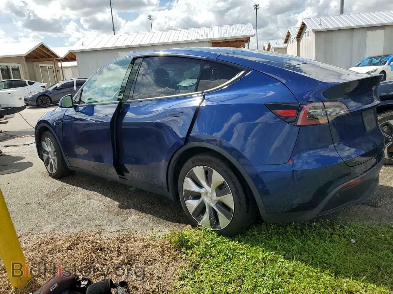 2021 TESLA MODEL Y - VIN: 5YJYGAEE7MF195367 - Photo 2