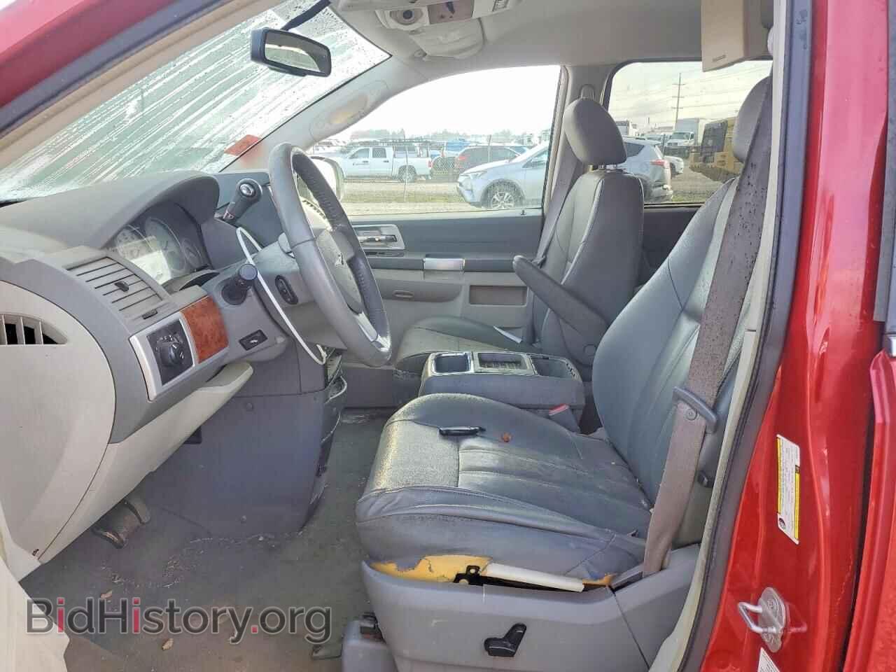 2008 CHRYSLER MINIVAN - VIN: 2A8HR54P28R649631 - Фото 7
