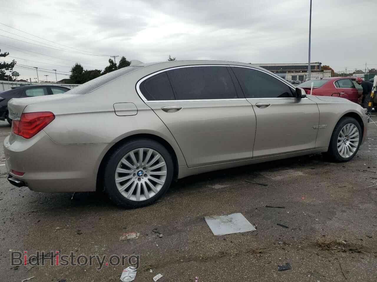 2010 BMW 7 SERIES - VIN: WBAKC8C51ACY68320 - Фото 3