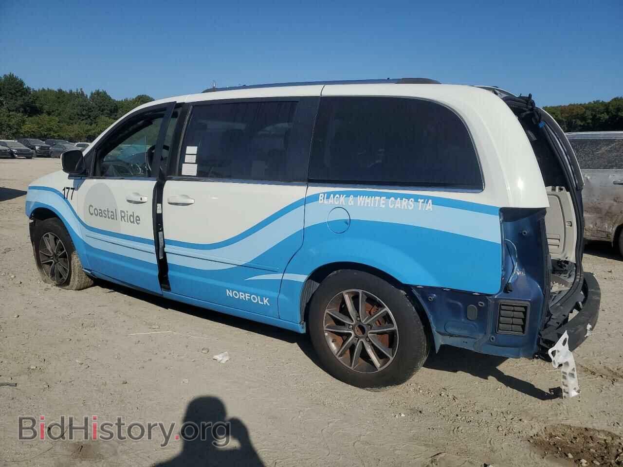 2017 DODGE CARAVAN - VIN: 2C4RDGCG3HR801102 - Photo 2