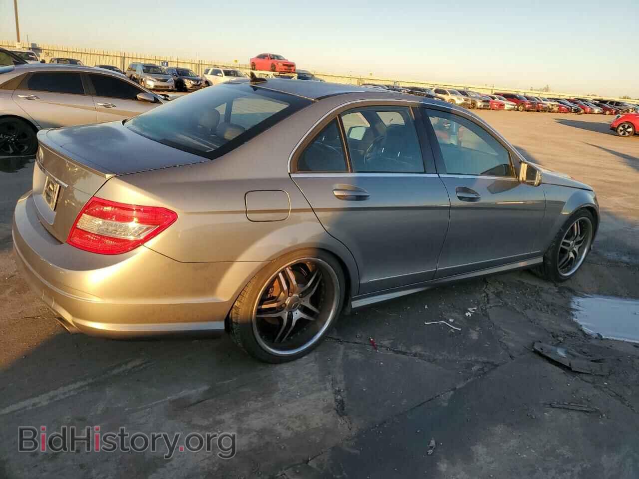 2011 MERCEDES-BENZ C-CLASS - VIN: WDDGF5EB3BA450345 - Фото 3
