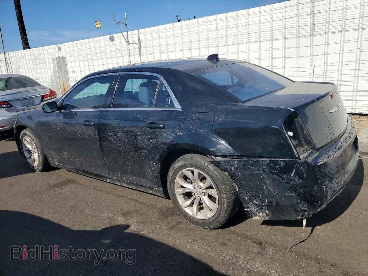2015 CHRYSLER 300 - VIN: 2C3CCAAG8FH837982 - Фото 2