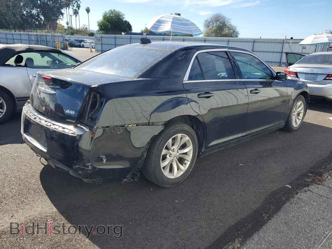 2015 CHRYSLER 300 - VIN: 2C3CCAAG8FH837982 - Фото 3