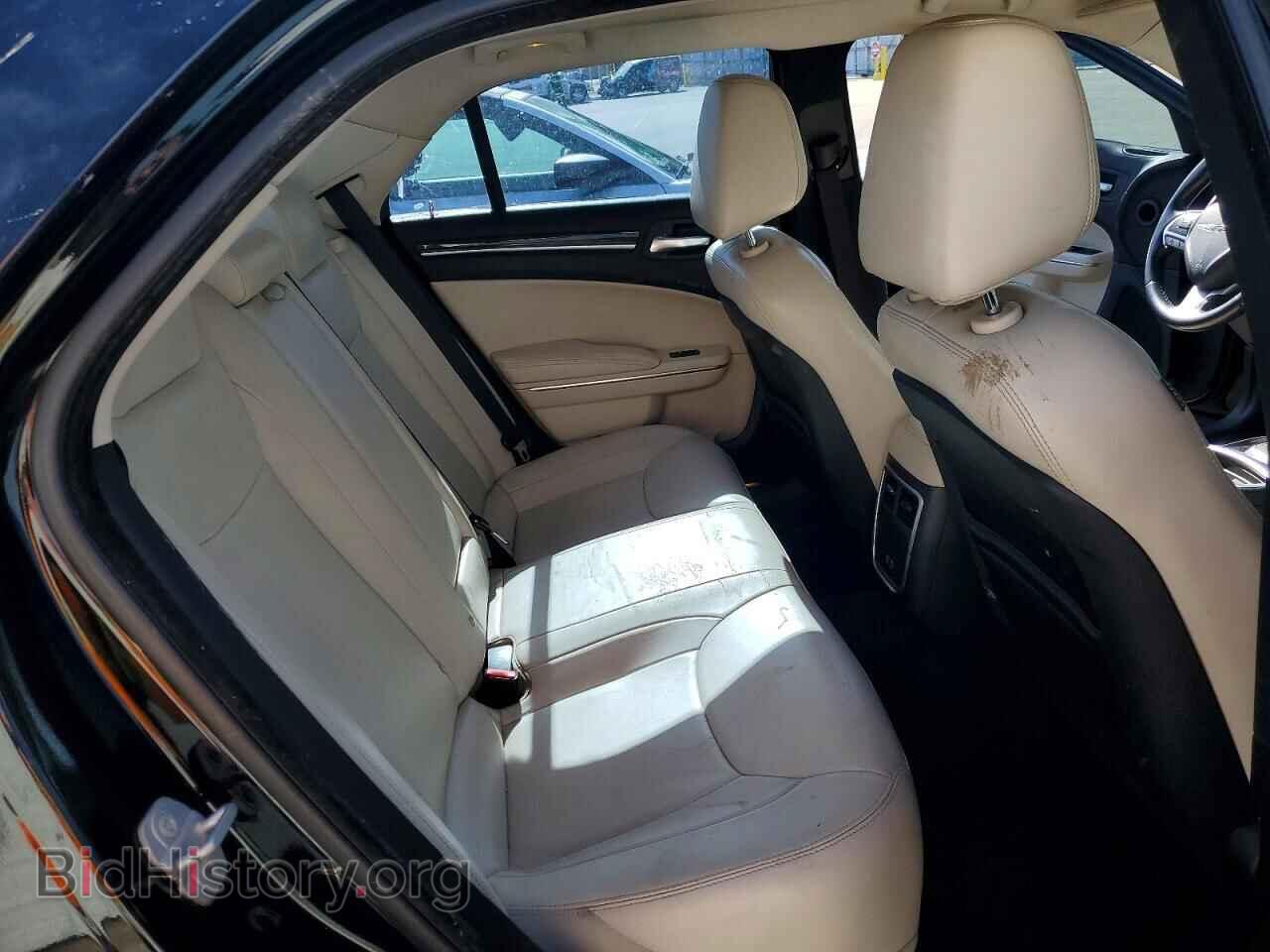 2015 CHRYSLER 300 - VIN: 2C3CCAAG8FH837982 - Фото 10