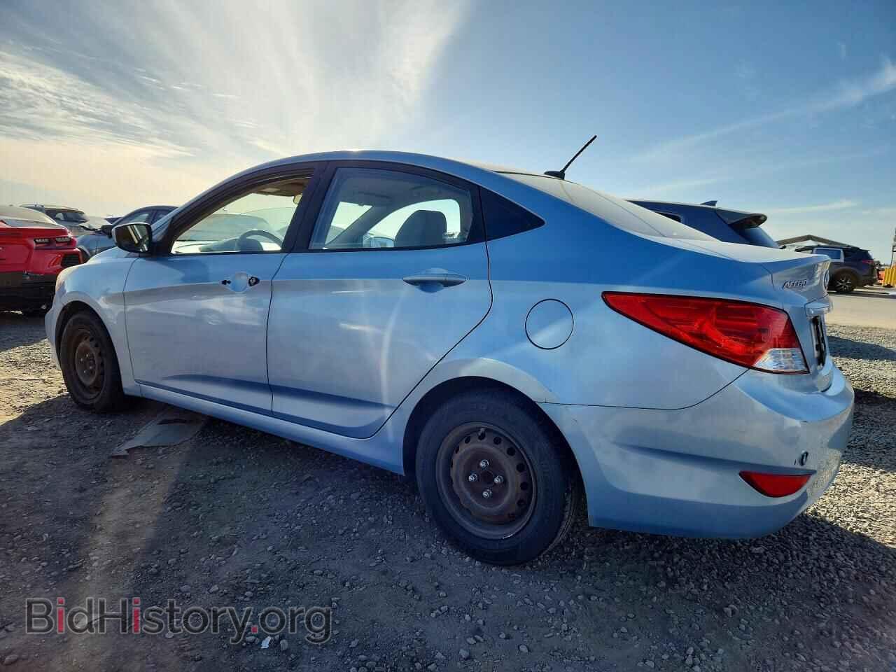 2013 HYUNDAI ACCENT - VIN: KMHCT4AE4DU318493 - Фото 2