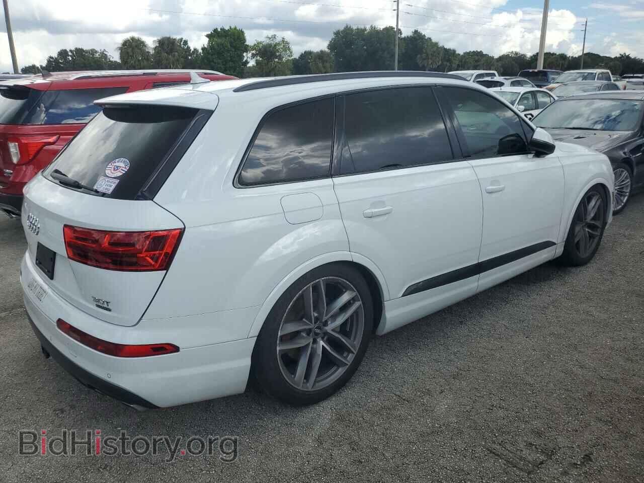 2017 AUDI Q7 - VIN: WA1VAAF76HD051756 - Фото 3