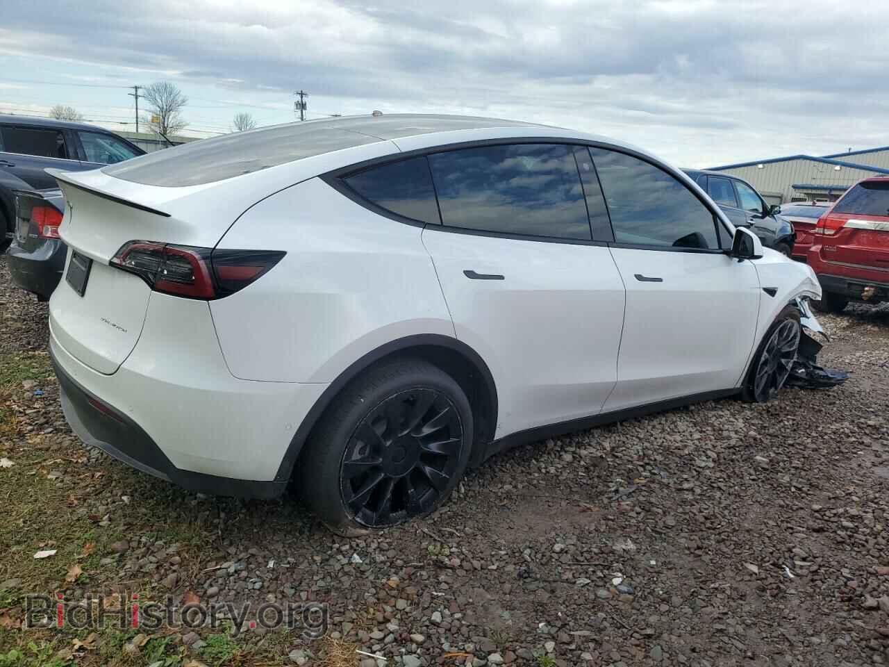 2022 TESLA MODEL Y - VIN: 7SAYGDEE5NF521415 - Фото 3