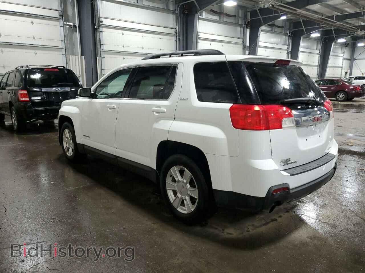 2010 GMC TERRAIN - VIN: 2CTFLEEY2A6364009 - Photo 2
