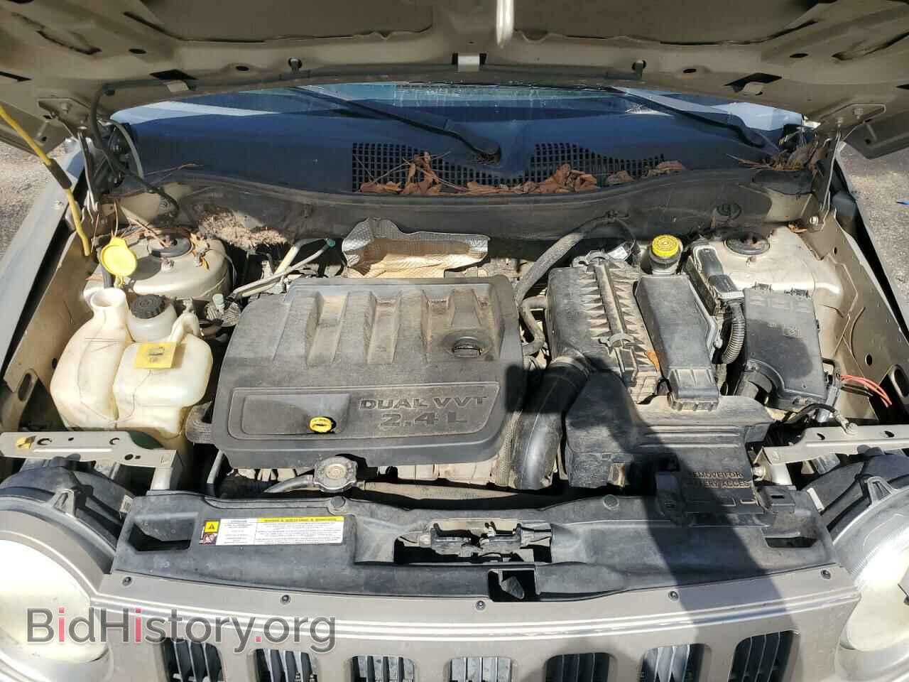 2010 JEEP COMPASS - VIN: 1J4NT4FB1AD589609 - Фото 12