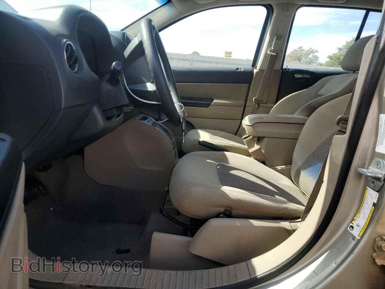 2010 JEEP COMPASS - VIN: 1J4NT4FB1AD589609 - Фото 7