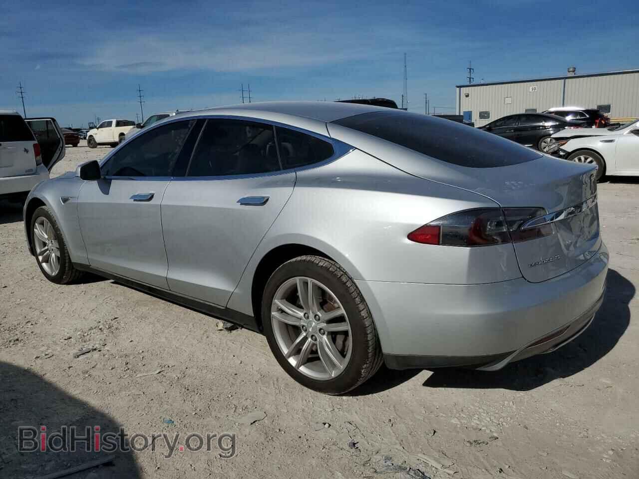 2013 TESLA MODEL S - VIN: 5YJSA1DN2DFP10848 - Фото 2