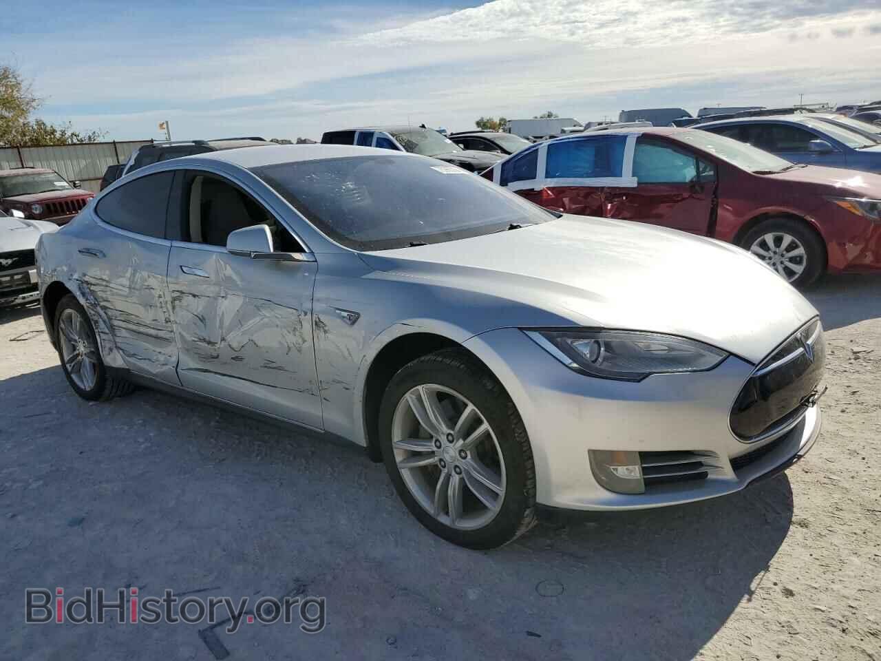 2013 TESLA MODEL S - VIN: 5YJSA1DN2DFP10848 - Фото 4
