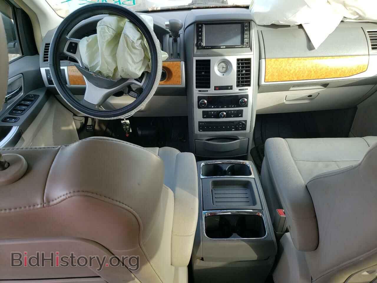 2008 CHRYSLER MINIVAN - VIN: 2A8HR64X28R691836 - Фото 8