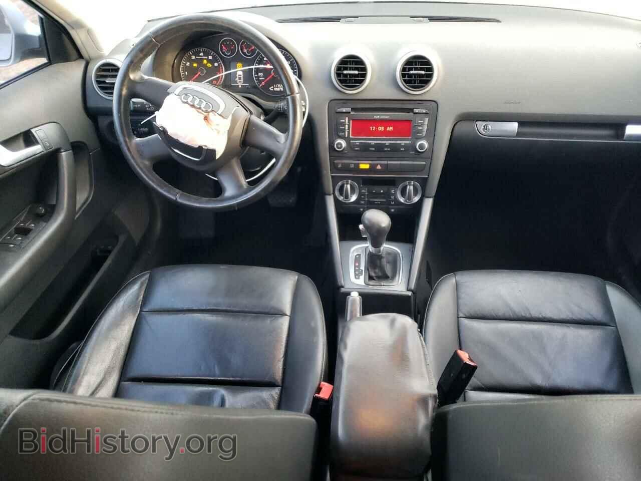 2010 AUDI A3 - VIN: WAUBEBFM8AA113011 - Фото 8