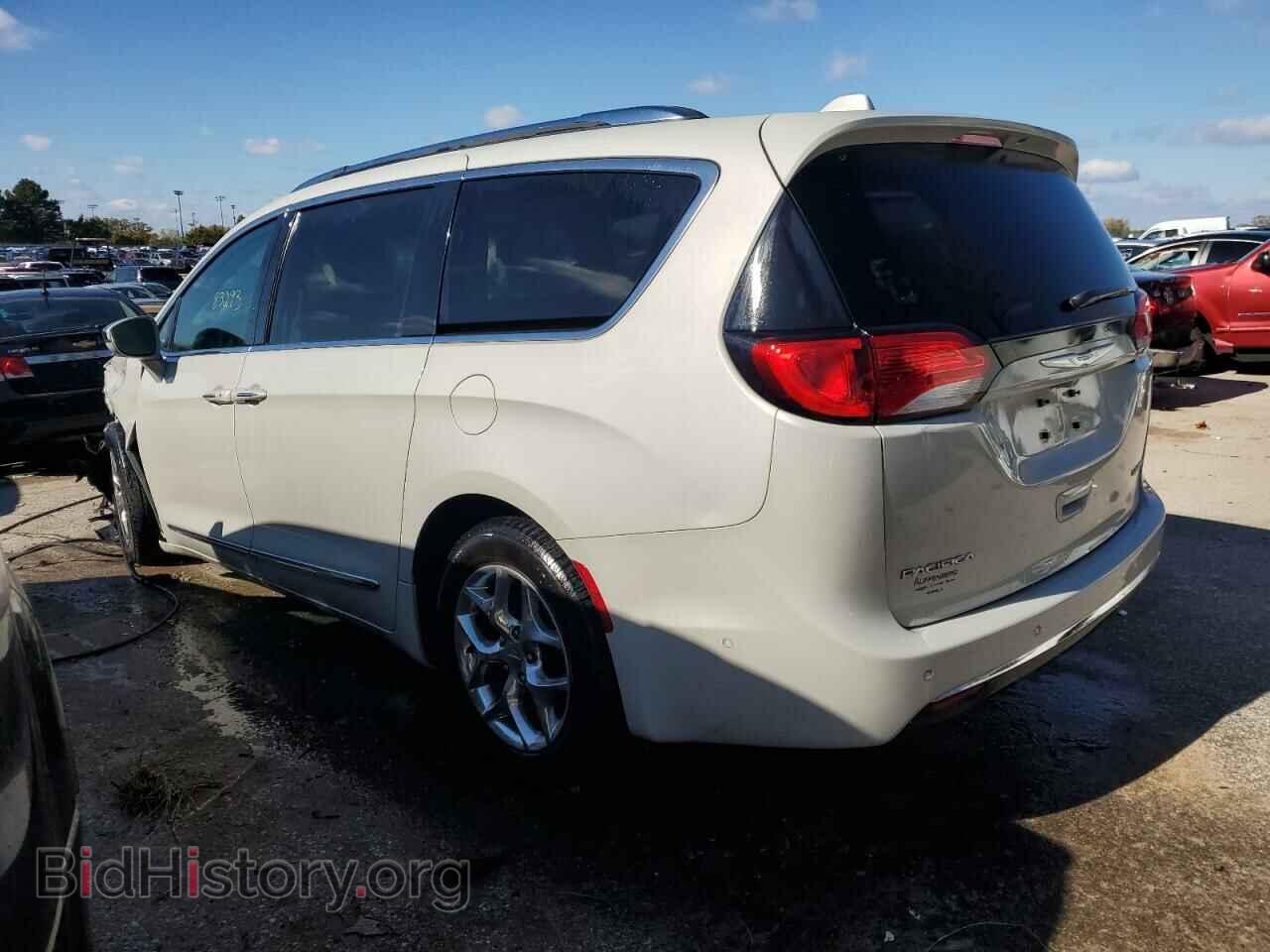 2017 CHRYSLER PACIFICA - VIN: 2C4RC1GGXHR758033 - Фото 2