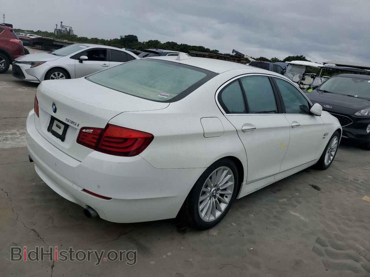2011 BMW 5 SERIES - VIN: WBAFU7C50BC876743 - Фото 3