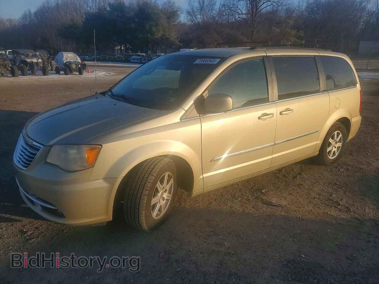 Photo 2A4RR5DG2BR655247 - CHRYSLER MINIVAN 2011