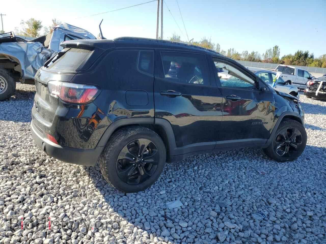 2018 JEEP COMPASS - VIN: 3C4NJDBB3JT304341 - Photo 3