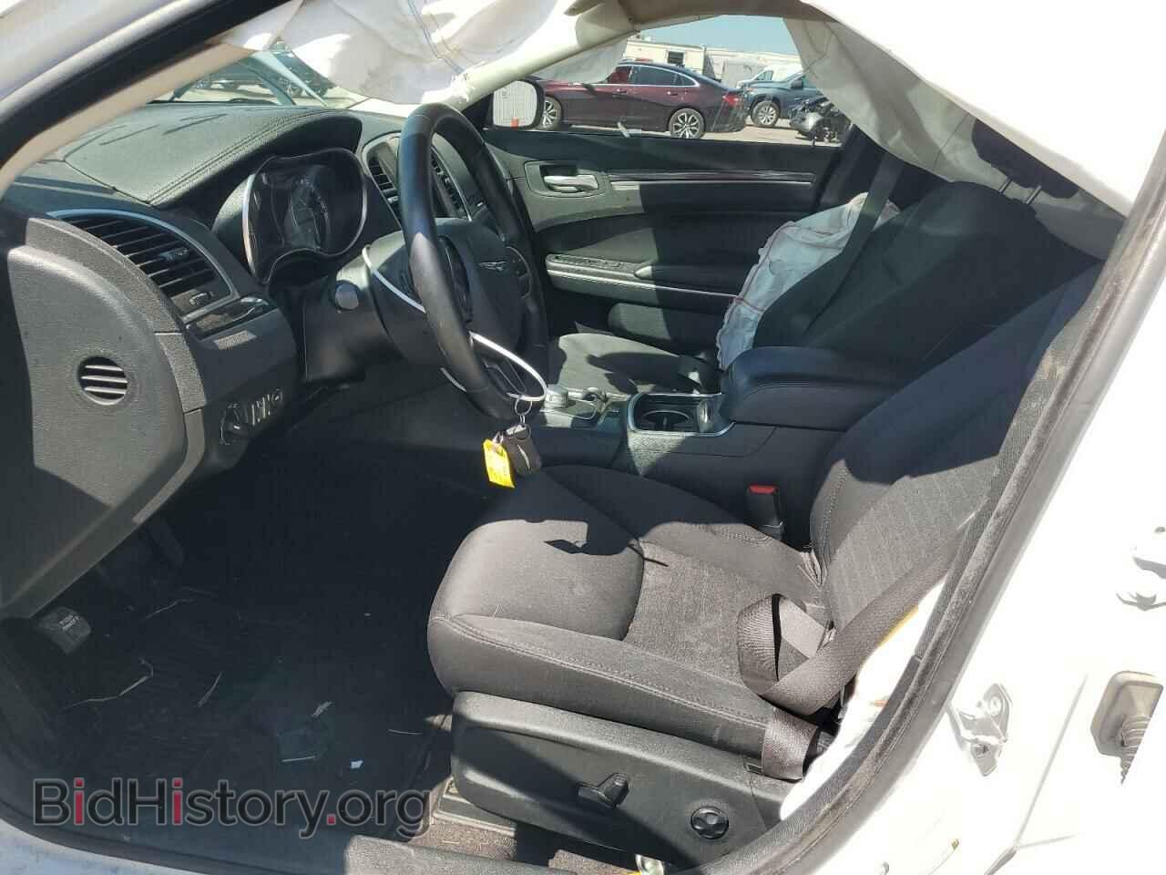 2018 CHRYSLER 300 - VIN: 2C3CCAAG5JH340526 - Фото 7
