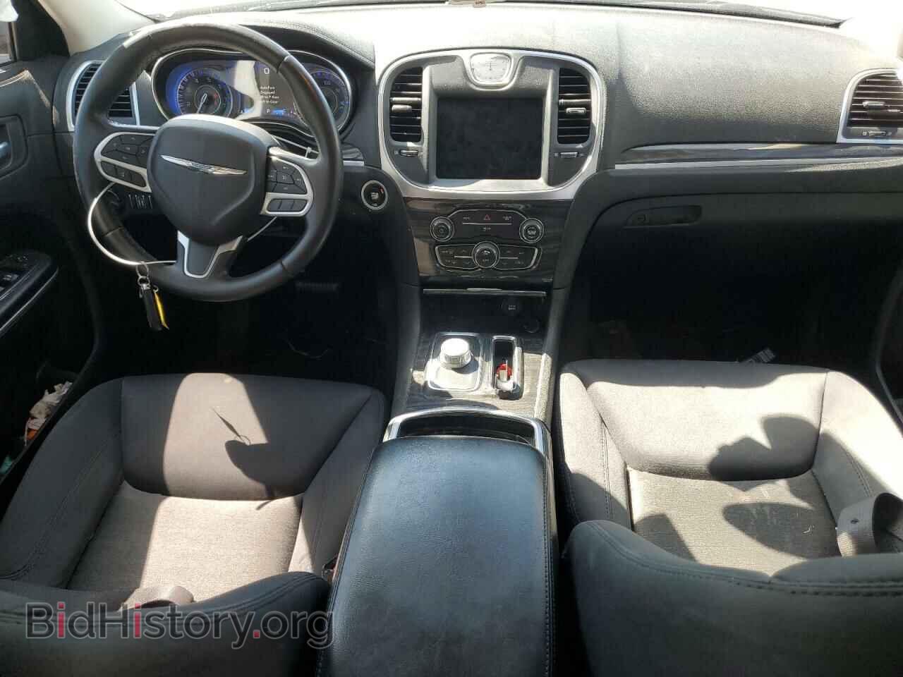 2018 CHRYSLER 300 - VIN: 2C3CCAAG5JH340526 - Фото 8