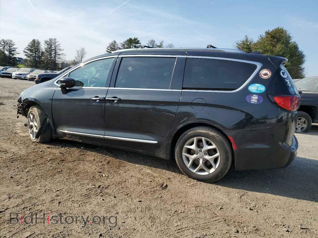 2017 CHRYSLER PACIFICA - VIN: 2C4RC1EG5HR689187 - Photo 2