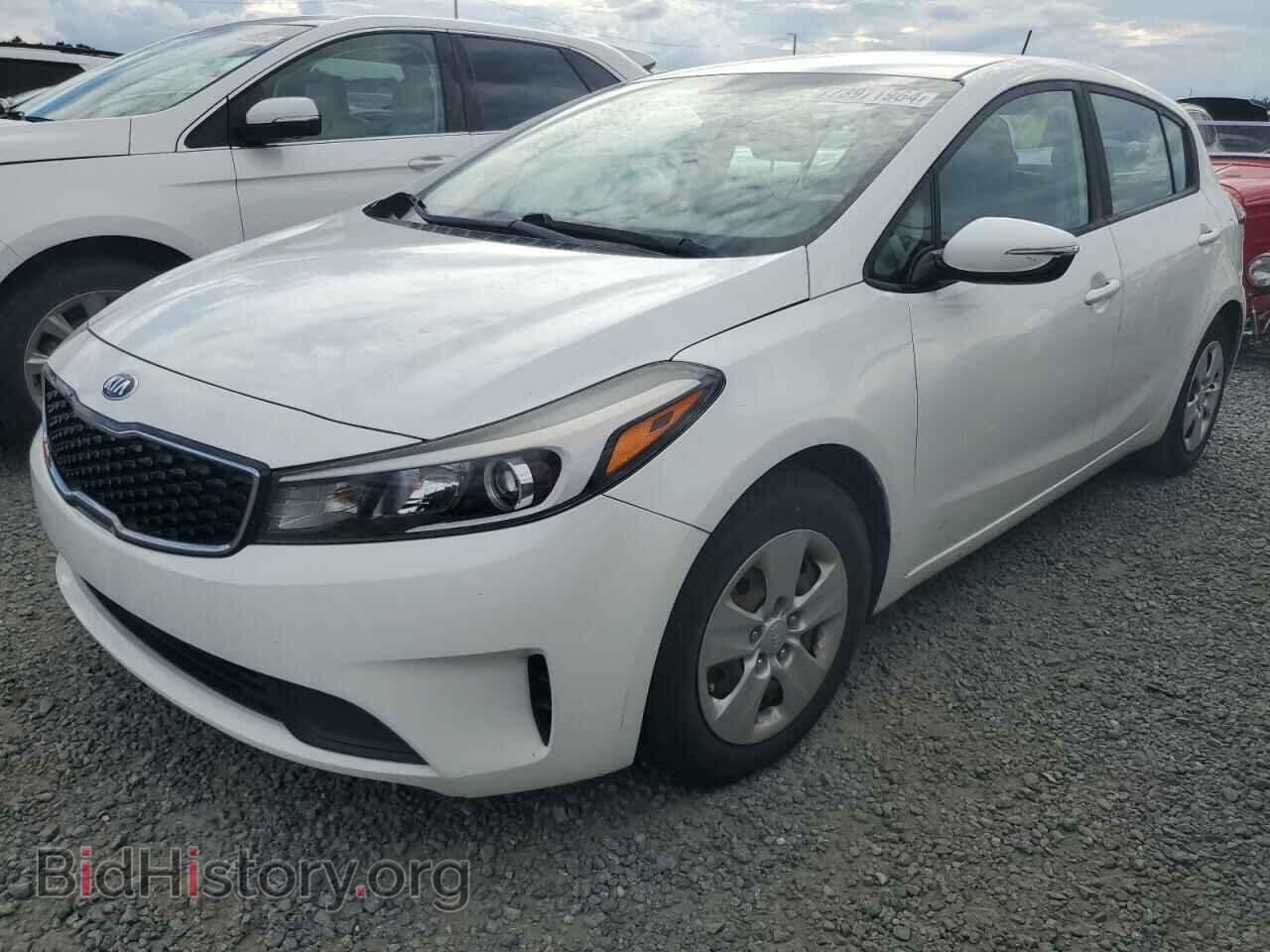 Photo KNAFK5A89H5713738 - KIA FORTE 2017