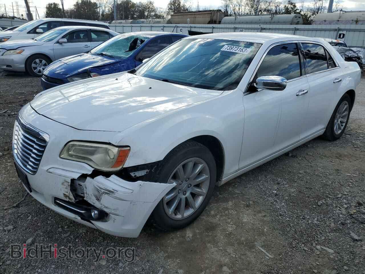 Фотография 2C3CCACG7CH243022 - CHRYSLER 300 2012