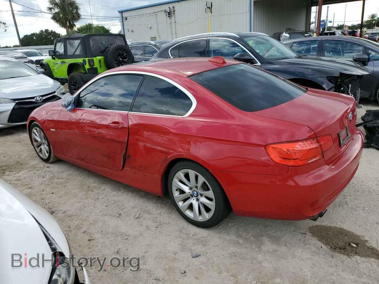 2011 BMW 3 SERIES - VIN: WBAKE3C52BE557143 - Фото 2