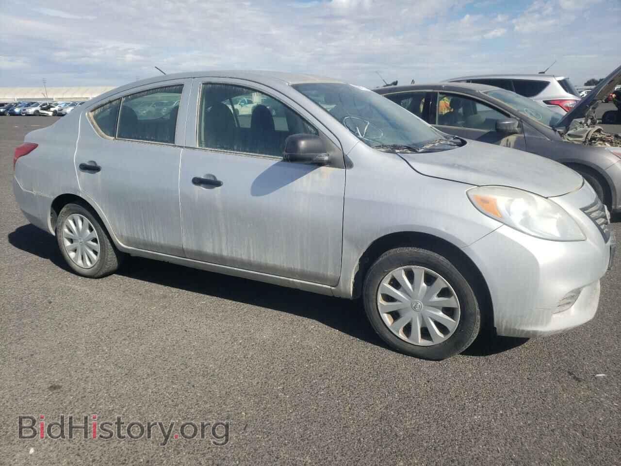 2013 NISSAN VERSA - VIN: 3N1CN7AP1DL895352 - Фото 4