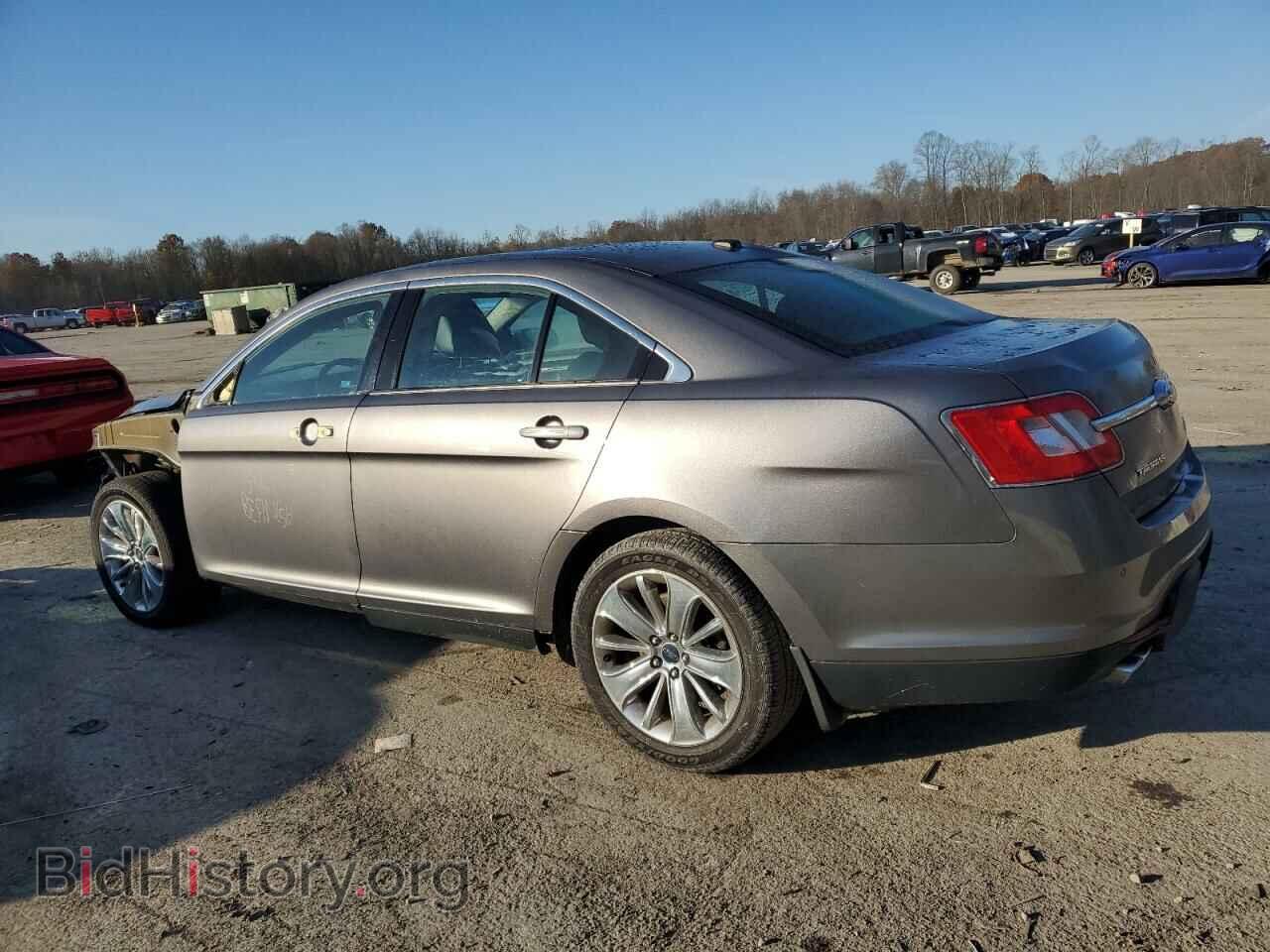 2011 FORD TAURUS - VIN: 1FAHP2FWXBG140532 - Фото 2